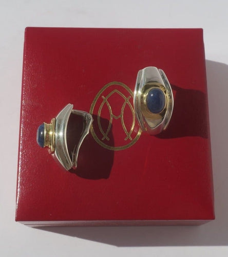 Boucles d'oreilles Ilias Lalaounis - Boucles d’oreilles clips en argent, or jaune et saphirs 58 Facettes Boucles d'oreilles