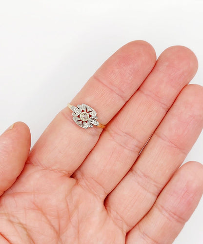 Bague 58.5 Bague Art déco en or 18K, platine et diamants taille rose 58 Facettes A07395