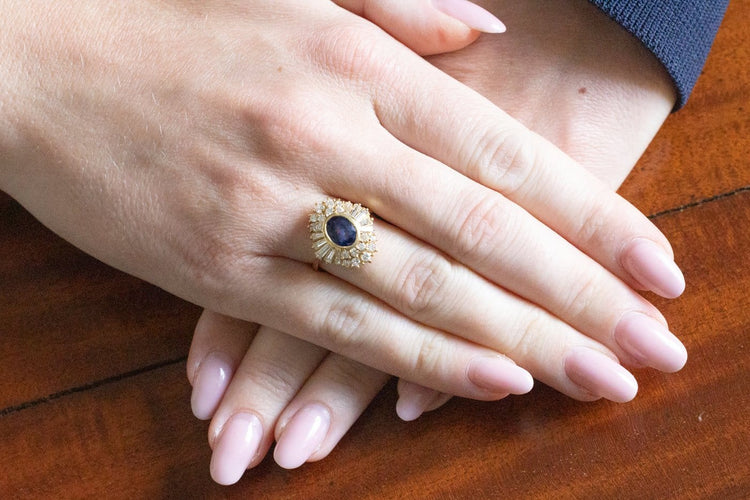 Bague 53 Bague en or jaune avec saphir naturel et diamants 58 Facettes 12386