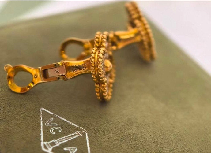 Boucles d'oreilles Van Cleef & Arpels Vintage Alhambra - Boucles d'oreilles en or jaune et diamants 58 Facettes jnci78