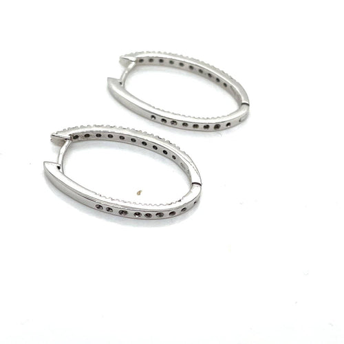 Boucles d'oreilles Boucles d'oreilles créoles en or blanc et diamants 58 Facettes 01269