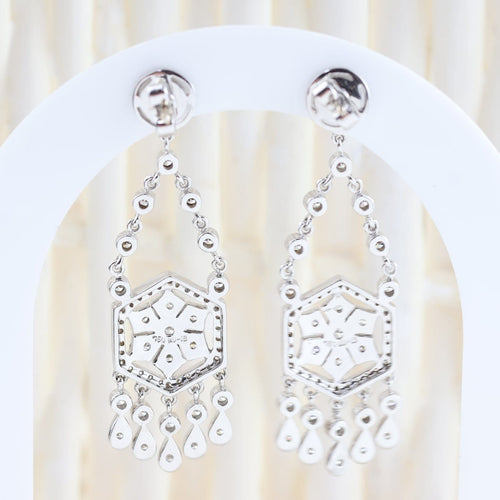Boucles d'oreilles Boucles d'oreilles chandelier en or blanc 18K et diamants 1,31 ct 58 Facettes D-66609