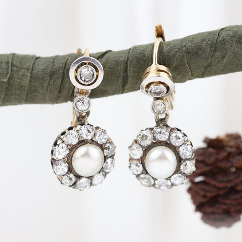 Boucles d'oreilles Boucles d'oreilles anciennes en or jaune et blanc 18K, diamants et perles 58 Facettes D-66610