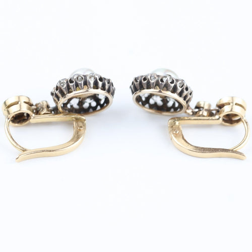 Boucles d'oreilles Boucles d'oreilles anciennes en or jaune et blanc 18K, diamants et perles 58 Facettes D-66610