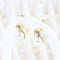 Boucles d'oreilles Boucles d'oreilles en or jaune 18K, perles de culture et diamants 58 Facettes 1B-T