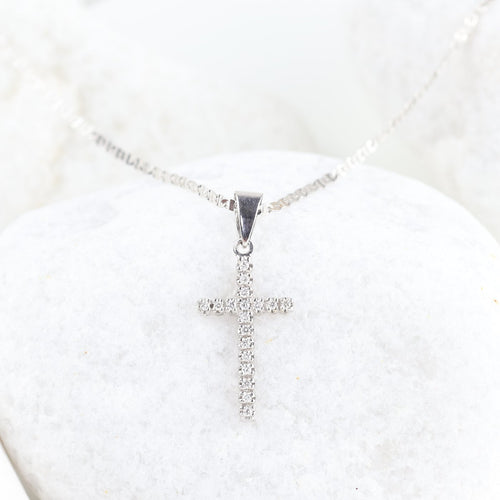 Collier Collier croix en or blanc 18K et diamants 58 Facettes 1B-II