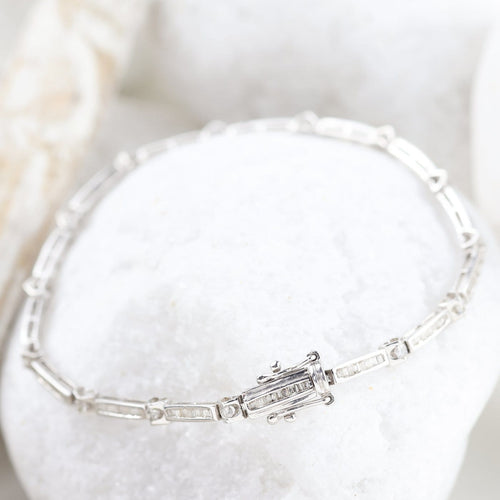 Bracelet Bracelet en or blanc 18K et diamants 1,06 ct 58 Facettes 1BNN