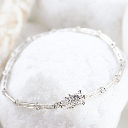 Bracelet Bracelet en or blanc 18K et diamants 1,06 ct 58 Facettes 1BNN