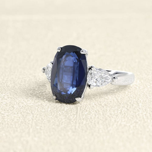 Bague 54 Bague en or blanc, saphir et diamants 58 Facettes 61100155