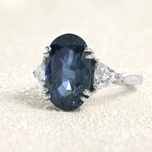 Bague 52 Bague en or blanc, saphir et diamants 58 Facettes 61000365