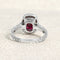 Bague 54 Bague en or blanc, rubis et diamants 58 Facettes 61200046
