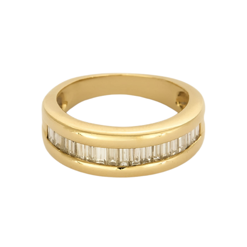 Alliance en or jaune et diamants baguette