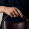 Bague 49 Bague marguerite en or gris, saphir et diamants 58 Facettes B260338