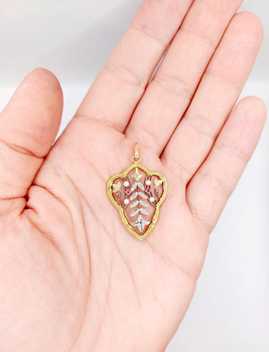 Pendentif Pendentif Art nouveau en or 18 ct, perles, diamants et rubis 58 Facettes A07303