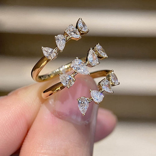 Bague 53 AITCHES Teide - Bague enveloppante en or 18 carats et diamants poire 58 Facettes GBR1069YG
