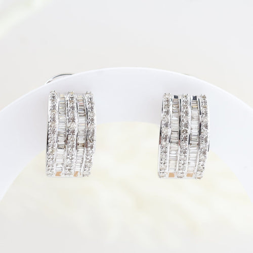 Boucles d'oreilles Boucles d'oreilles créoles en or blanc 18K et diamants 1,17 ct 58 Facettes D-66607