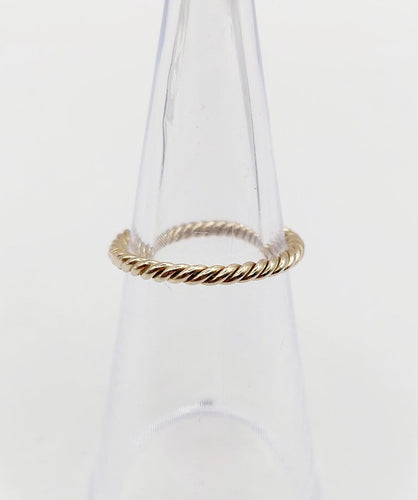 Bague 47 Bague alliance vintage torsadée en or blanc 18k 58 Facettes A06696