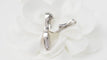 Boucles d'oreilles Boucles d'oreilles pendantes en or blanc, citrines et diamants 58 Facettes 32804