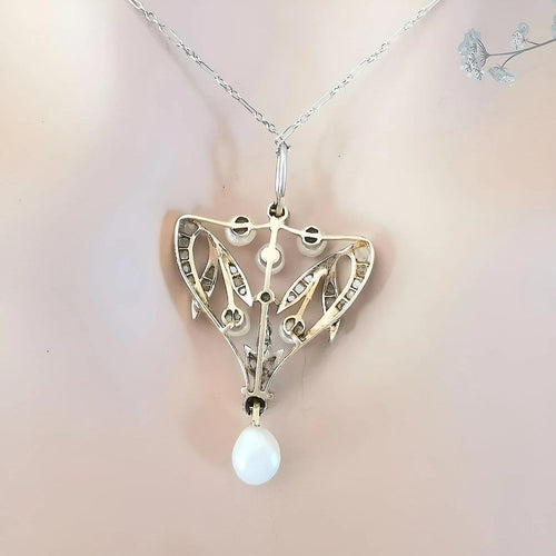 Collier Art Nouveau - Collier en or 18K, perles fines et diamants 58 Facettes AA 1745