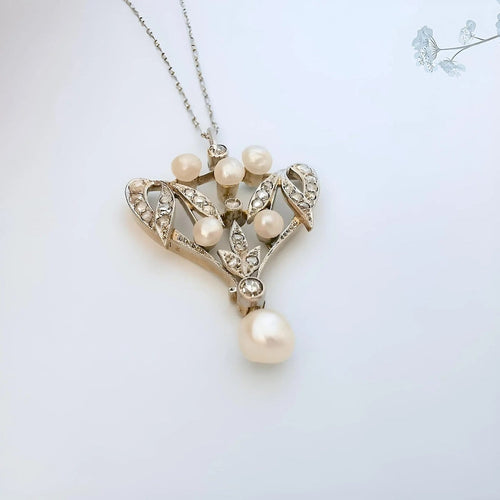 Collier Art Nouveau - Collier en or 18K, perles fines et diamants 58 Facettes AA 1745
