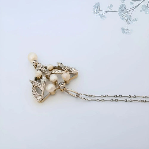 Collier Art Nouveau - Collier en or 18K, perles fines et diamants 58 Facettes AA 1745