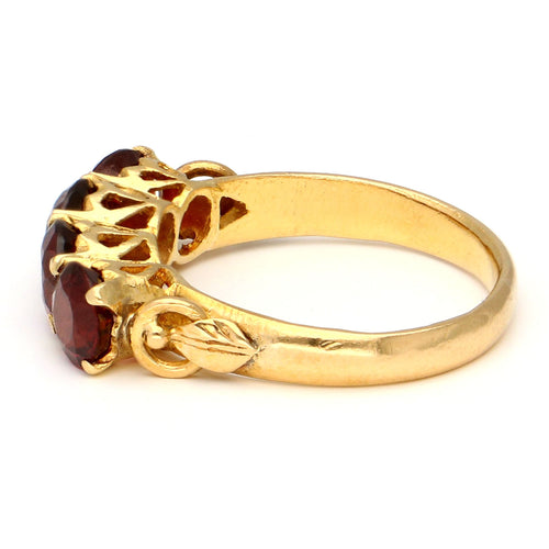 Bague 52 Bague rang victorien en or jaune 20 carats et grenats 58 Facettes 2E62E2D6D3D74CDC924A9E046AECEAE5