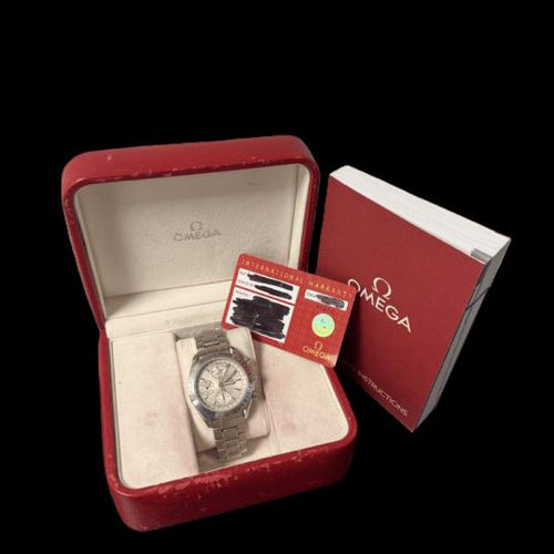 Montre Omega Speedmaster - Montre Day Date Chronograph en acier 58 Facettes MT47063