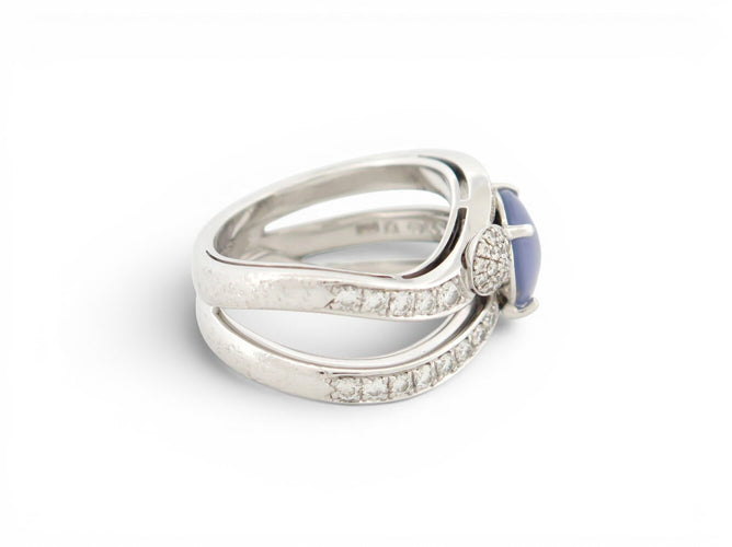 Bague 62 Omega - Bague cabochon en or blanc, pierre de lune et diamants 1,4 ct 58 Facettes 275132