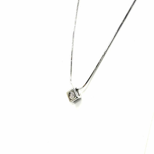 Collier Collier solitaire en or blanc et diamant 58 Facettes Z15B51802