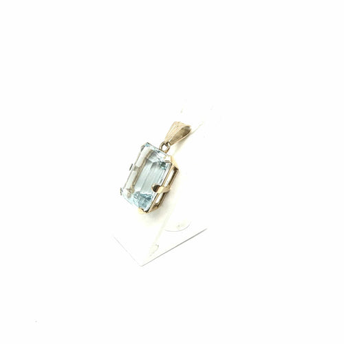 Pendentif Pendentif en or jaune et aigue-marine 58 Facettes Z15B51569