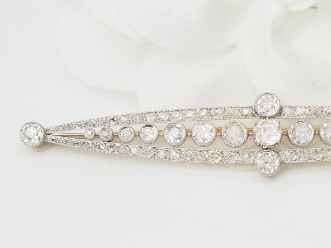 Broche Broche Art déco en or jaune, platine et diamants 58 Facettes 33487