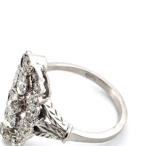 Bague 54 Bague en or blanc 18 kt et diamants 58 Facettes 103/26 189 26