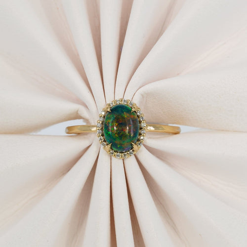 Bague 54 Bague en or jaune 14K, opale noire naturelle et diamants 58 Facettes R003