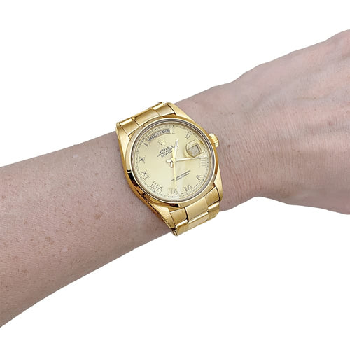 Montre Rolex Oyster Perpetual Day-Date - Montre en or jaune 58 Facettes 35651
