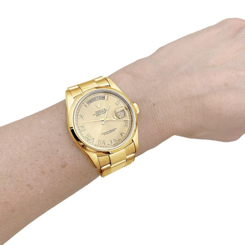 Montre Rolex Oyster Perpetual Day-Date - Montre en or jaune 58 Facettes 35651