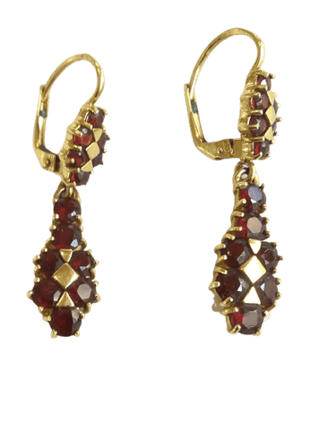 Boucles d'oreilles Boucles d'oreilles girandoles en or jaune et grenats 58 Facettes BO  001