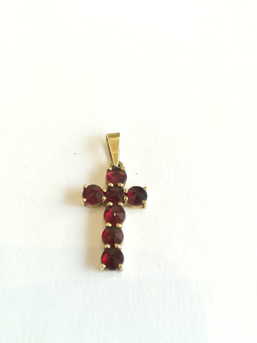 Pendentif Croix - Pendentif en or jaune et grenats 58 Facettes CR 001