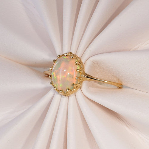 Bague 54 Bague en or jaune 14 ct avec opale blanche naturelle 58 Facettes R005