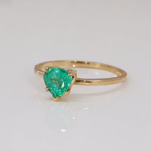 Bague 51 Bague en or jaune 14 ct et émeraude naturelle 58 Facettes R005