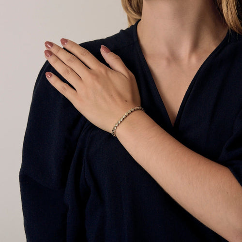 Bracelet Bracelet ligne en or blanc et diamants 58 Facettes B260063