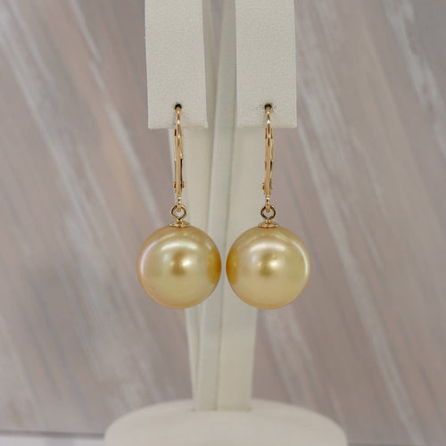 Boucles d'oreilles Boucles d'oreilles en or jaune 585 et perles des mers du Sud 58 Facettes E027