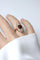 Bague 52 Bague marquise ancienne en or rose, spinelle rouge et diamants 58 Facettes