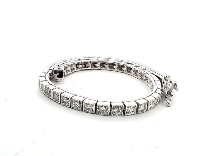 Bracelet Bracelet tennis en platine avec diamants 58 Facettes 360/26 A