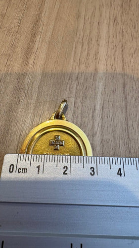 Pendentif Augis - Médaille d’amour en or jaune, rubis et diamants 58 Facettes Médaille 1