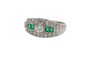 Bague 58 Chevalière - Bague en platine, diamants et émeraudes 58 Facettes 12230