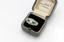 Bague 58 Chevalière - Bague en platine, diamants et émeraudes 58 Facettes 12230