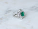 Bague 51 Jupe - Bague en or blanc avec émeraude colombienne et diamants 58 Facettes