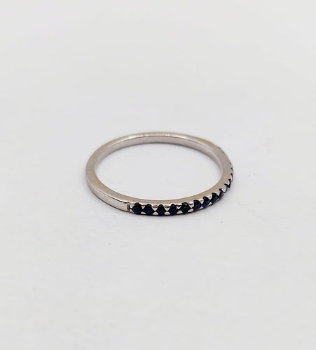 Bague 49.5 Demi-alliance vintage - Bague en or blanc 18K et saphirs bleus 58 Facettes A07412