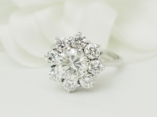 Bague 54 Bague marguerite ancienne en or blanc et diamants 58 Facettes 33796
