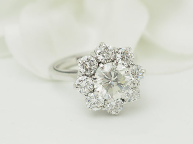 Bague 54 Bague marguerite ancienne en or blanc et diamants 58 Facettes 33796